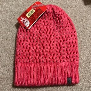 North Face womens pink knit beanie new with tags